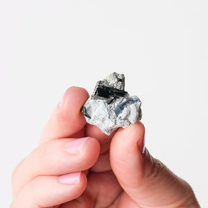 Benitoite with Neptunite on Natrolite