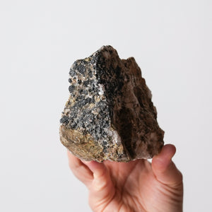 Willemite, Franklinite on Calcite