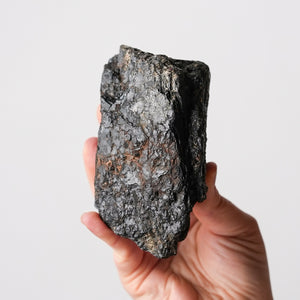 Willemite on Franklinite