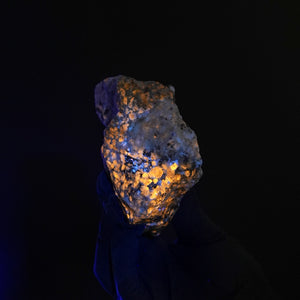 Sodalite var. Hackmanite