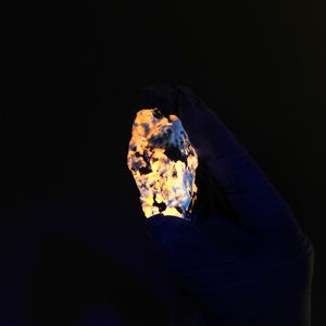 Sodalite var. Hackmanite