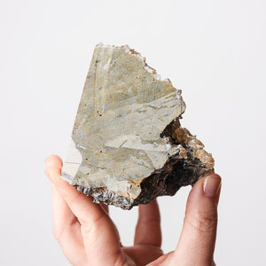 Stunning Stellar Beam Calcites on Sphalerite