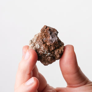 Opal var. Hyalite {Fluorescent}