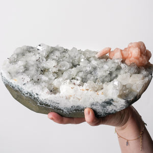 Apophyllite and Stilbite on Chalcedony