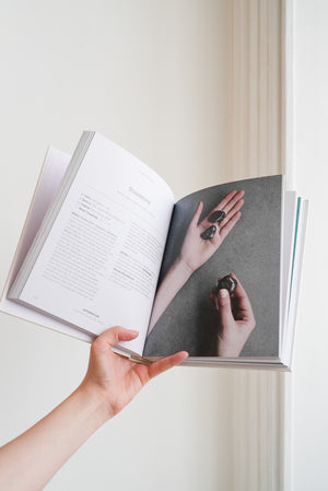 Crystal Healing: The complete modern guide for beginners + beyond