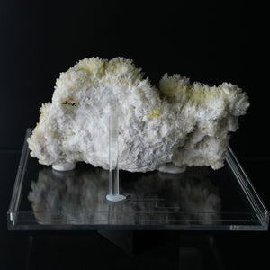 Novacekite in Calcite