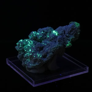 Zippeite and Johannite on Alunogen